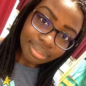 Meet your Posher, Ella